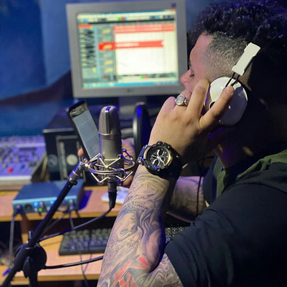 دانلود آهنگ آخر دنیا بهنام حسن زاده